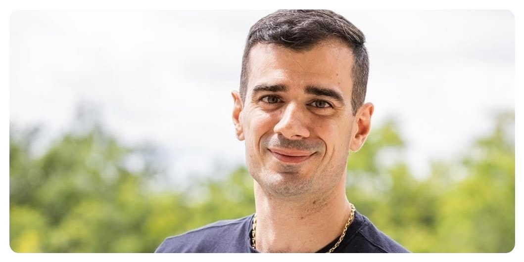 How One Italian Founder Is Funding Clean Water Projects Through a Browser Extension